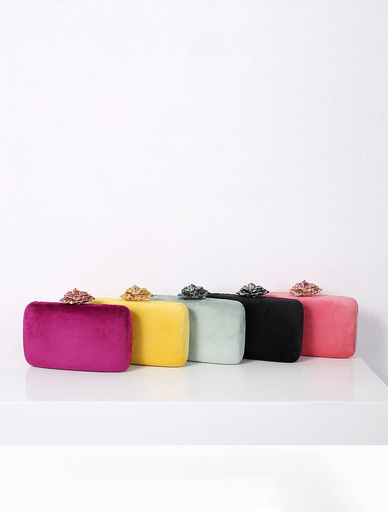 Glimmer & Grace Clutch: Diamond PU Flannel Evening Bag with Chain