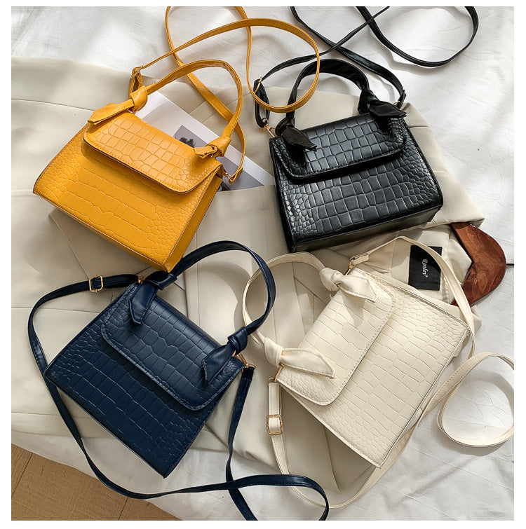 "Chic Retro Shoulder Bag – Small Square Women's Armpit Handbag"